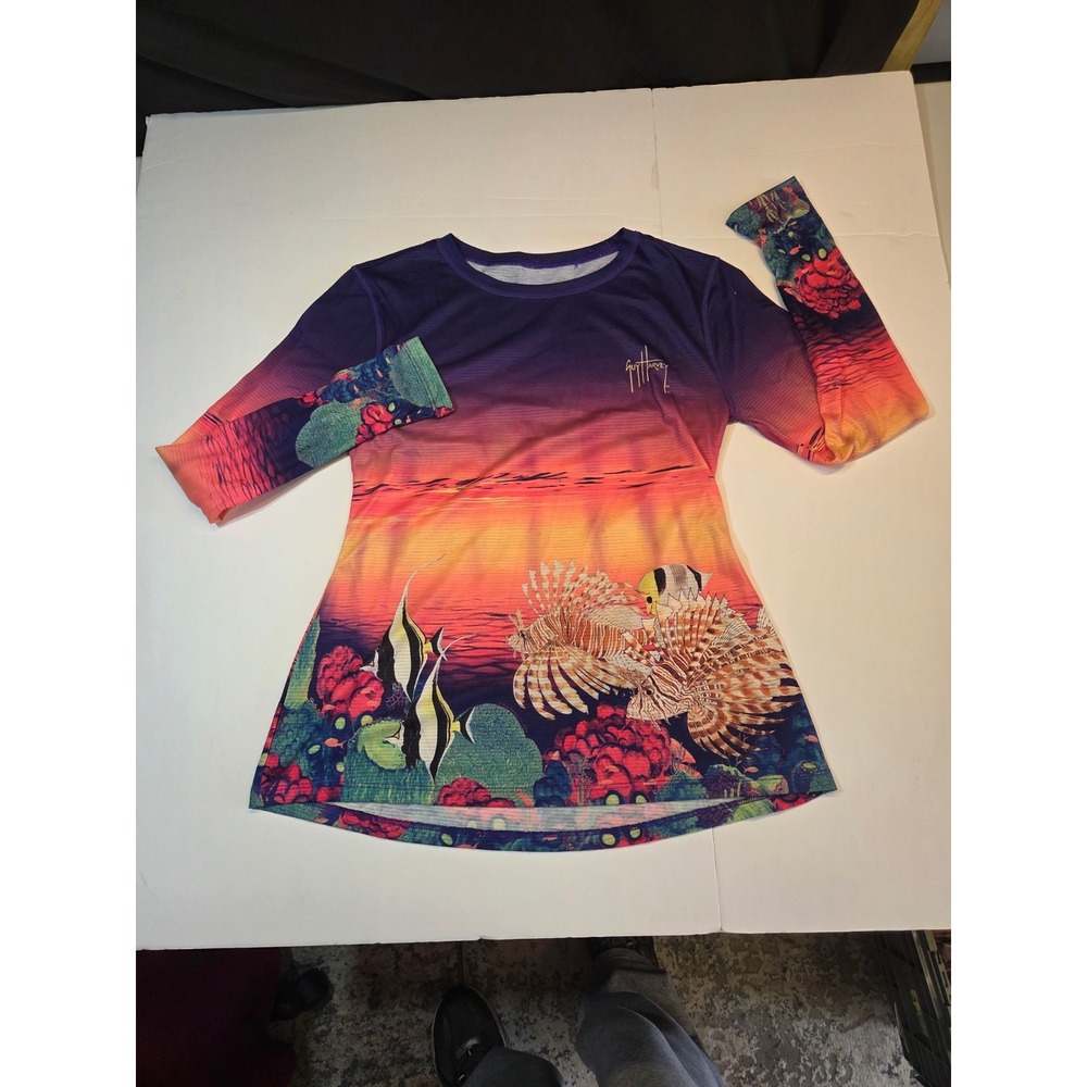 424 Guy Harvey Women's M Ocean Fish Lionfish Tropical Graphic Long Sleeve Top
